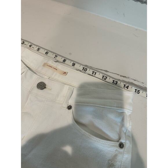 Levi's Women's Classic Capri‎ Floral Embroidered Jeans White Size 29 - Picture 8 of 11